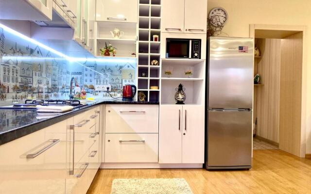 1-ка студия в НОВОМ доме, самый ЦЕНТР