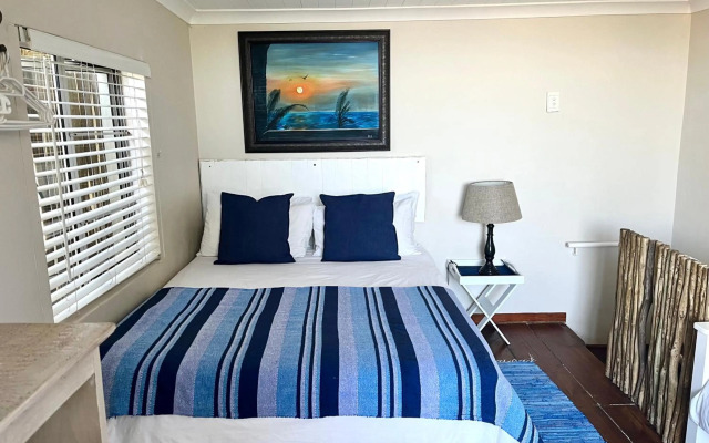 Ansteys Beach Self Catering Apartments