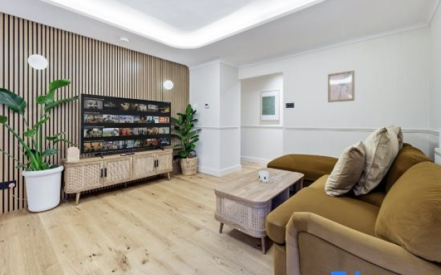 Tranquil 2B Japandi-Inspired Apt 2 min from St. Paul's
