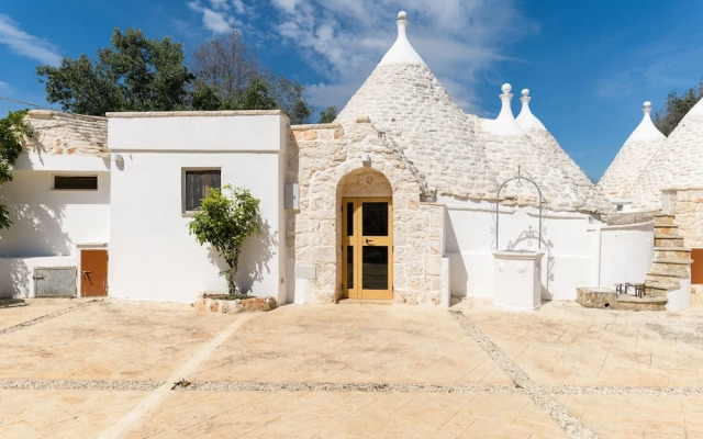 Trulli Isabella by Wonderful Italy