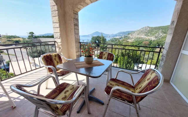 Vala Apartments