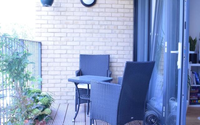 1 Bedroom Modern Flat in Central London