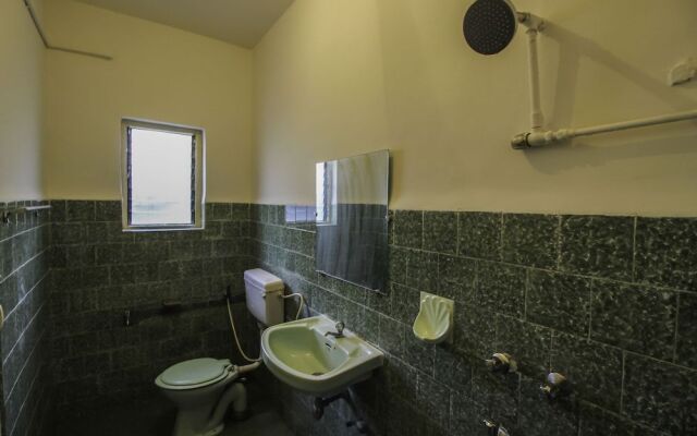 OYO 10791 Home Elegant Studio Candolim Beach