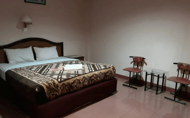 Hotel Parewisata