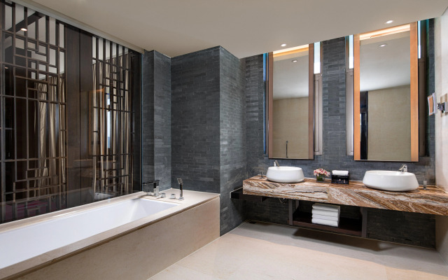 Crowne Plaza Chongqing New North Zone by IHG