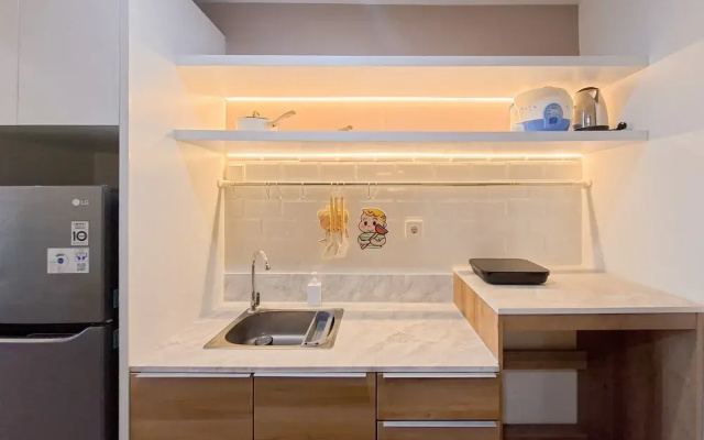 Wooden Tone Studio At At Collins Boulevard Apartment