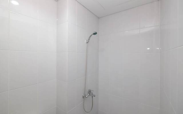 Comfort Studio Apartment At Patraland Urbano