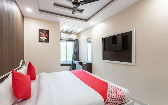Oyo 29920 Hotel Rk Palace