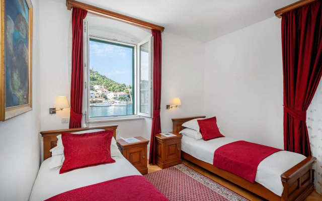 Heritage Hotel Tisno