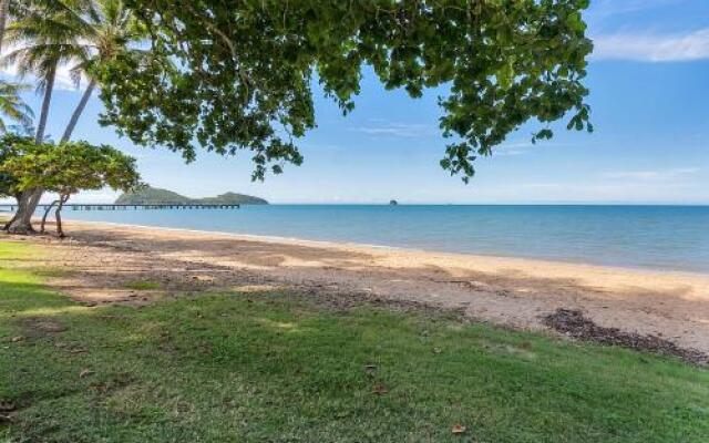 Luxury Private Apartments at Sea Temple