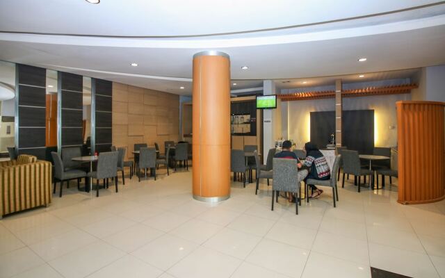 Airy Kendari Barat Diponegoro 75