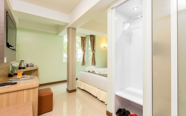 RoomQuest Suvarnabhumi Airport Rom Klao