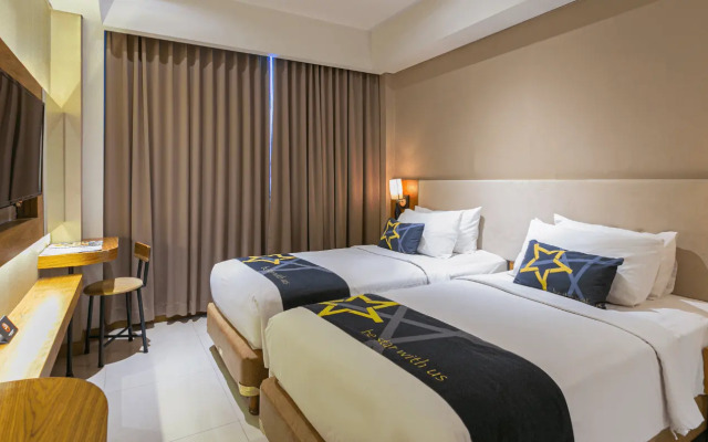Yellow Star Hotel Gejayan