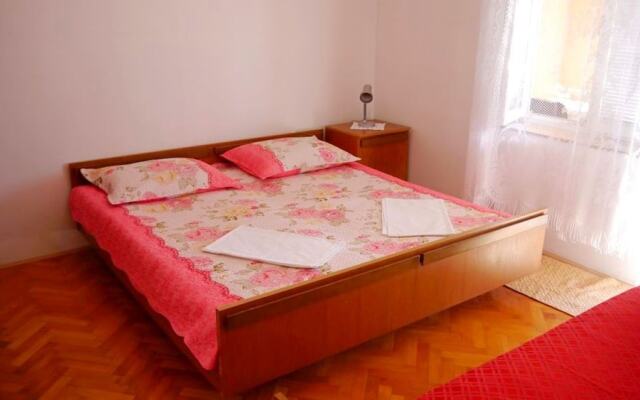 Cozy 1 Bedroom Apartment With sea View