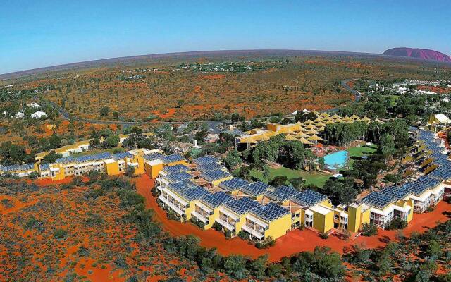 Outback Hotel & Lodge