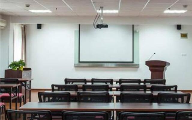 Motel168 Tianjin Jin Tang Road Inn