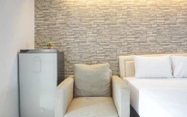 Well Designed And Cozy Studio At Bassura City Apartment – Guest Rooms – Jakarta