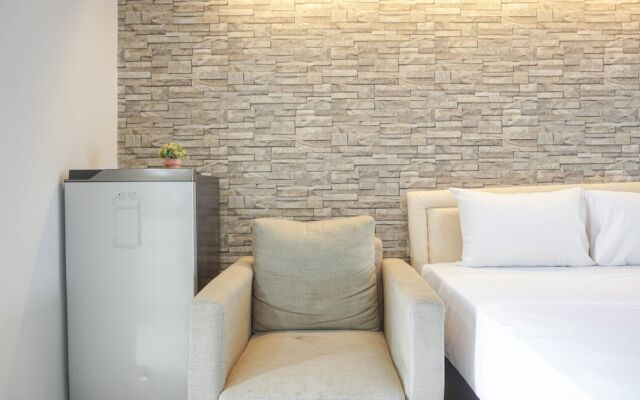 Well Designed And Cozy Studio At Bassura City Apartment