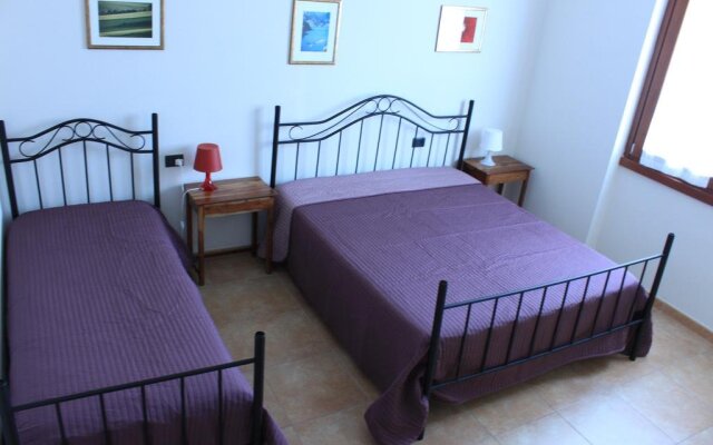 B&B Lario