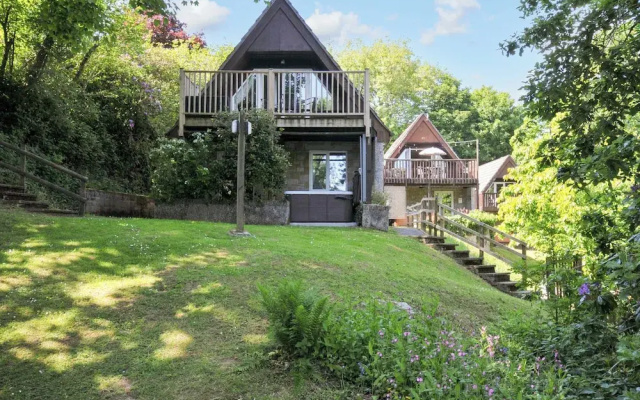 60 Valley Lodge