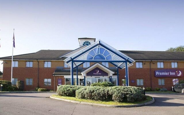 Premier Inn Luton South (m1, J9)