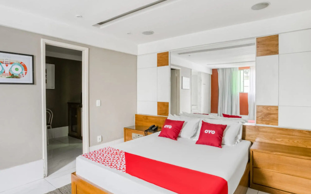 OYO Nobs Hotel, São João de Meriti