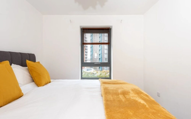 Bouverie Apartment