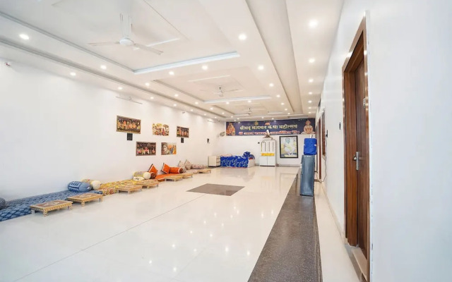 Fabhotel Shree Radha Ashtami Seva Ashram