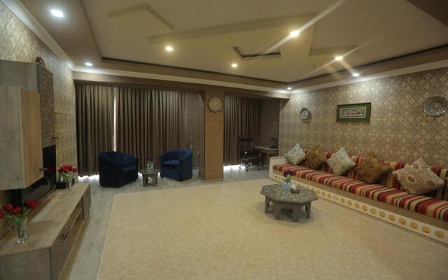 Akhsikent Hotel