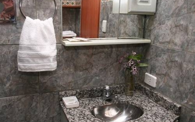 Edificio Nicolás y Marcelo Siry