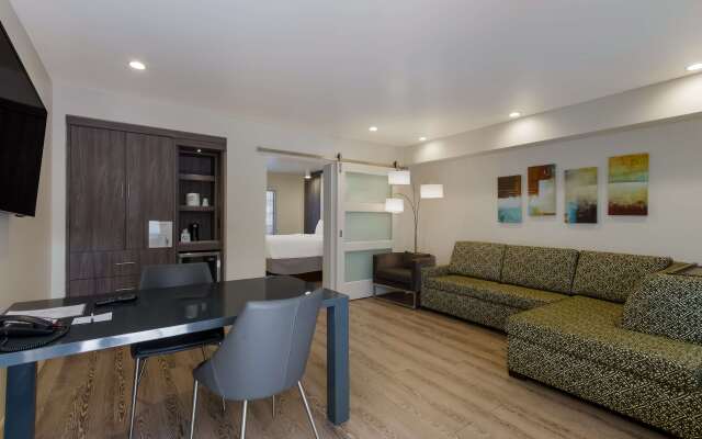 SureStay Plus Hotel by Best Western Tempe University