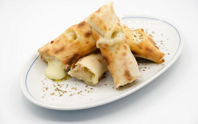 Malibu Foz Hotel - La Maison Younan