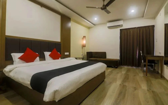 Club Nirvana by OYO Rooms