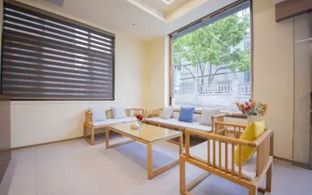 Weizhou Island Haolaiwu Holiday Villa