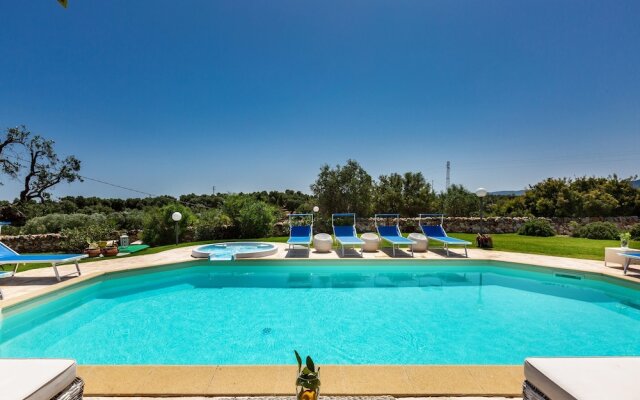 2788 Masseria La Cazzigna by Perle di Puglia