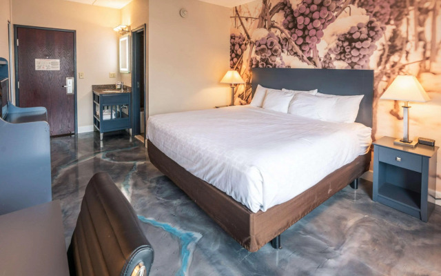 Oakfield Hotel & Suites, an Ascend Collection Hotel