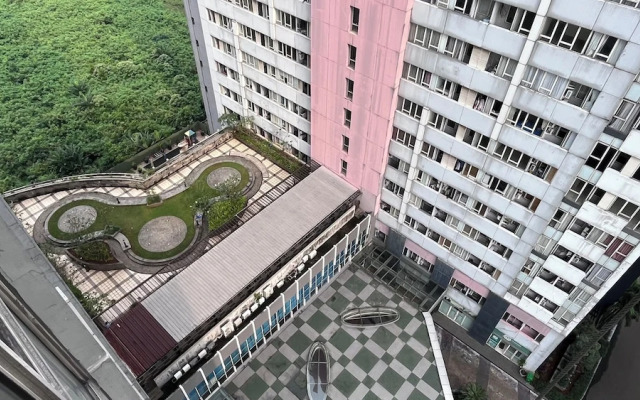 Well Designed and Comfortable 3BR Nifarro Park Apartment