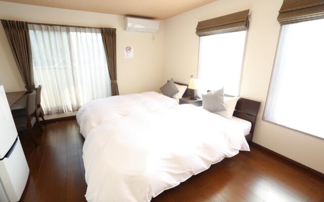 Kyogura Higashiyama Shichijo