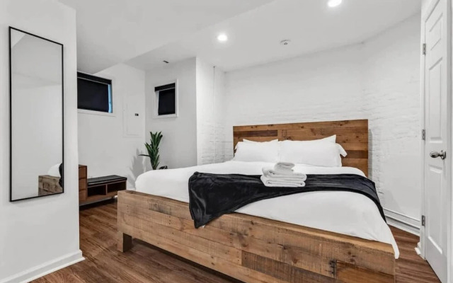 H St DC Haven 3-br Homestay