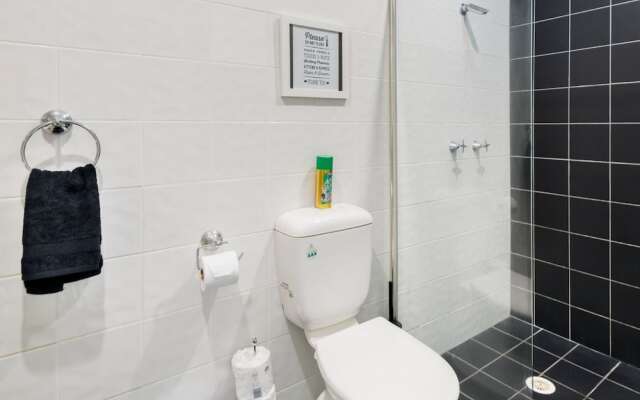 Studio 64 Oyster Bay Modern 3 Bedroom