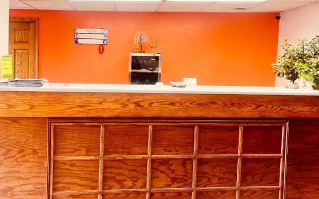 Motel 6 Iron Mountain