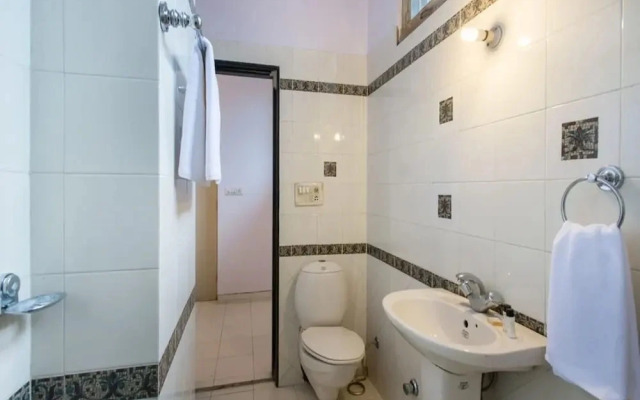 Hotel Ganesham by OYO Rooms