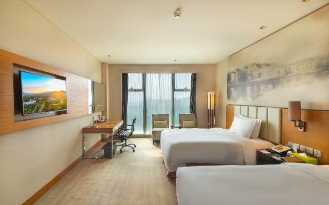 Junluxe Hotel Guangzhou Science City-Free Shuttle Bus Service to Guangzhou Canton Fair