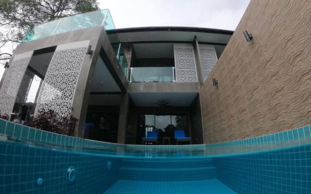 The Pearl Luxury Pool Villas