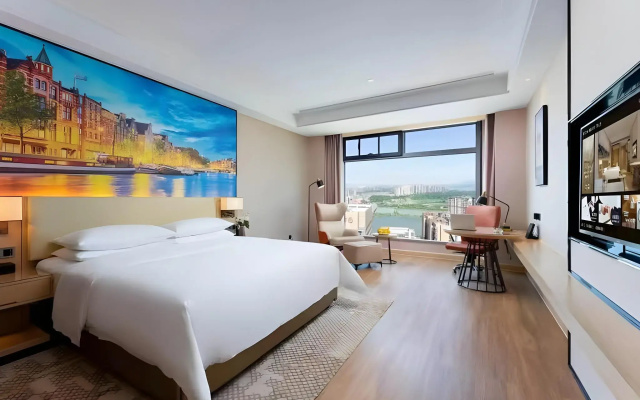 Vienna International Hotel (Huangshi Daye Center High-speed Railway North Station)