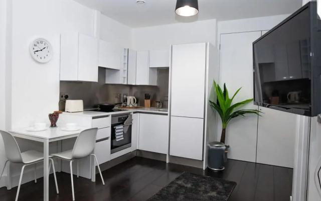 Kings Road Apartment 2