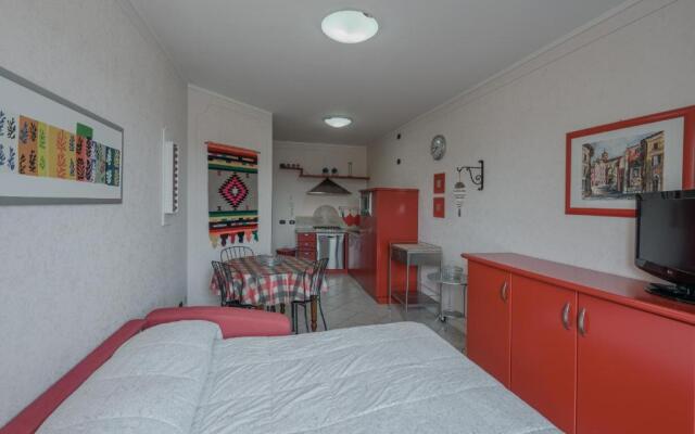 Mosaici Sunrise - lake front apartment with beautiful view