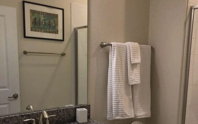 1556 PD - Poolside Bliss: Enchanted 4BR Townhome