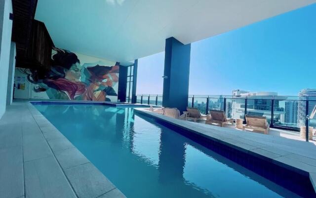 Luxurious 1 Bdrm Apartment in GC Casino