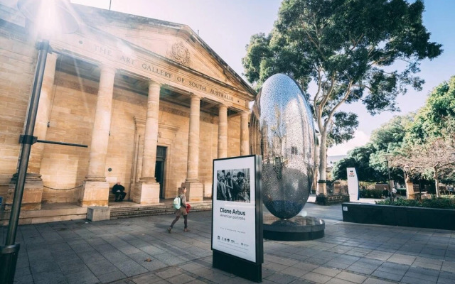 Tropicana on Bent - WiFi - Nespresso Heart of East End